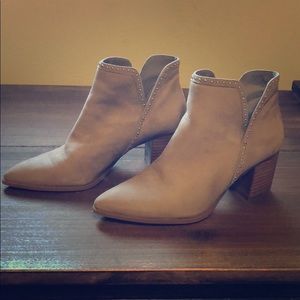 Sole Society Dalphine Booties